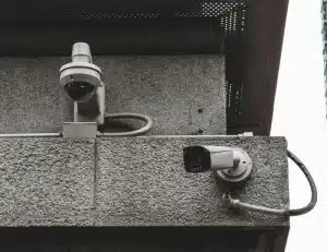Kelebihan dan Kekurangan dari IP CCTV vs CCTV Wireless vs CCTV Analog